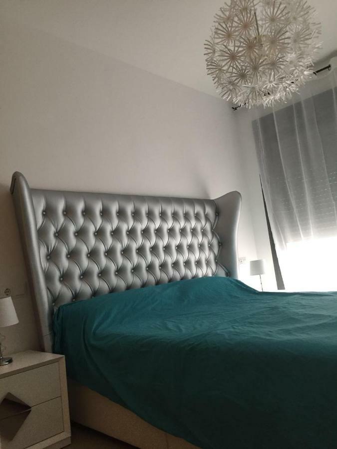 Apartamento Lujo, Primera Linea Playa, Garaje, Wifi, Piscina Climatizada 滨海罗克塔斯 外观 照片