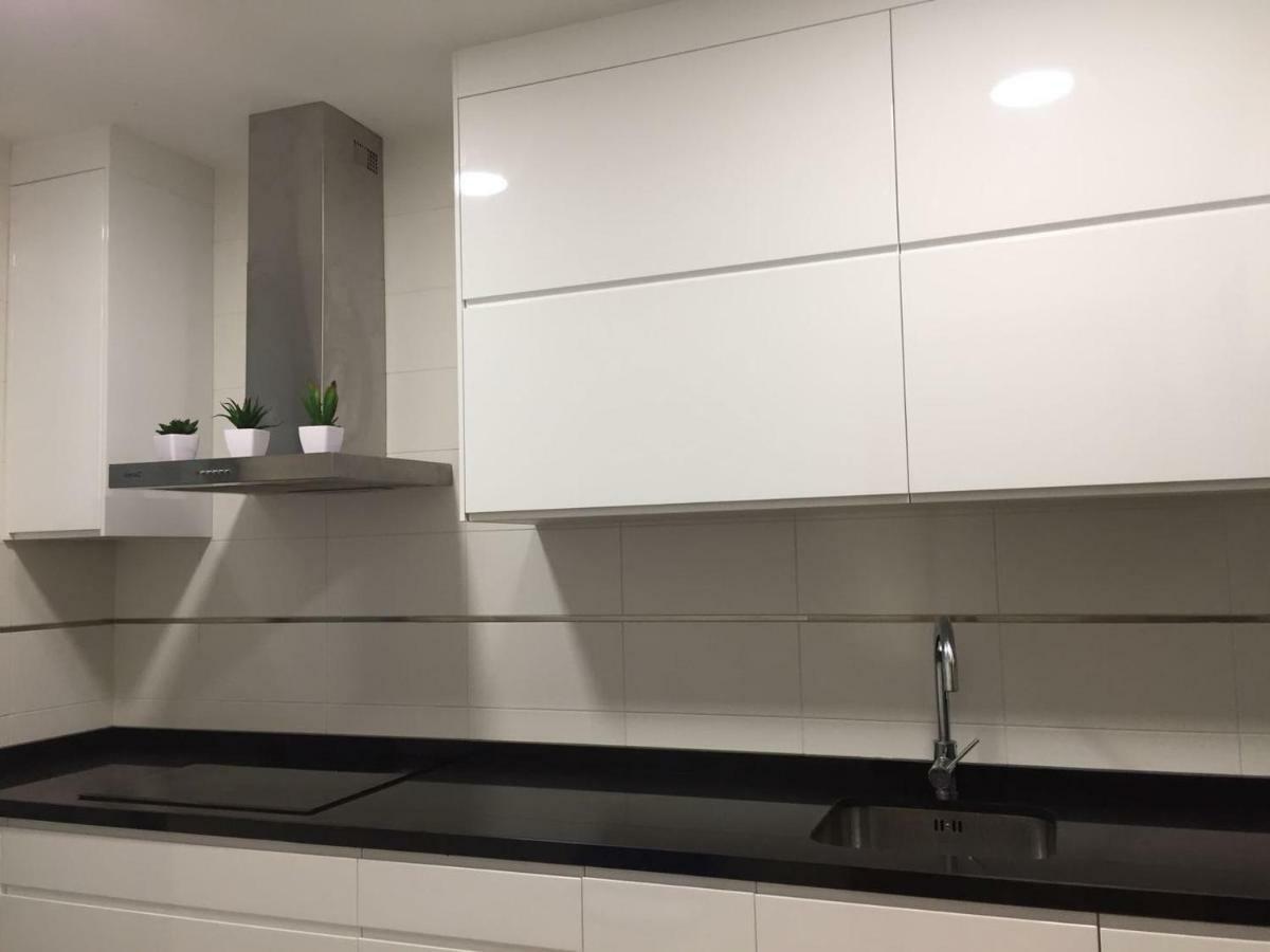 Apartamento Lujo, Primera Linea Playa, Garaje, Wifi, Piscina Climatizada 滨海罗克塔斯 外观 照片