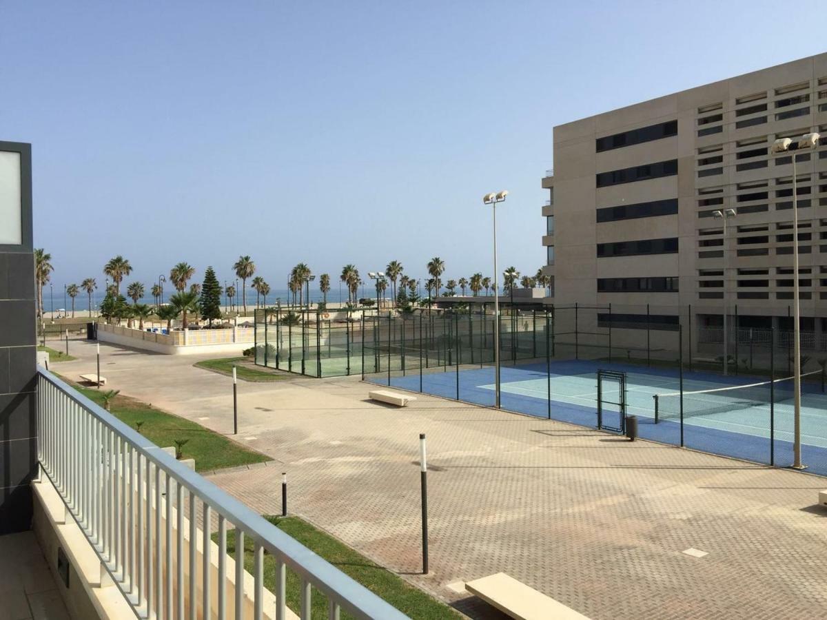 Apartamento Lujo, Primera Linea Playa, Garaje, Wifi, Piscina Climatizada 滨海罗克塔斯 外观 照片